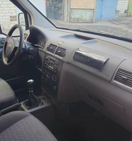 Форд Турнео Коннект, объемом двигателя 1.8 л и пробегом 367 тыс. км за 3700 $, фото 21 на Automoto.ua