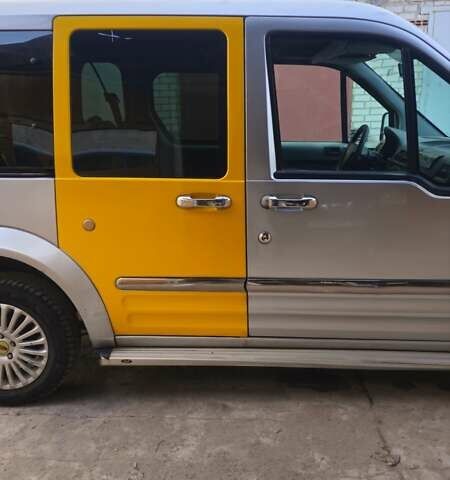 Форд Турнео Коннект, объемом двигателя 1.8 л и пробегом 367 тыс. км за 3700 $, фото 7 на Automoto.ua