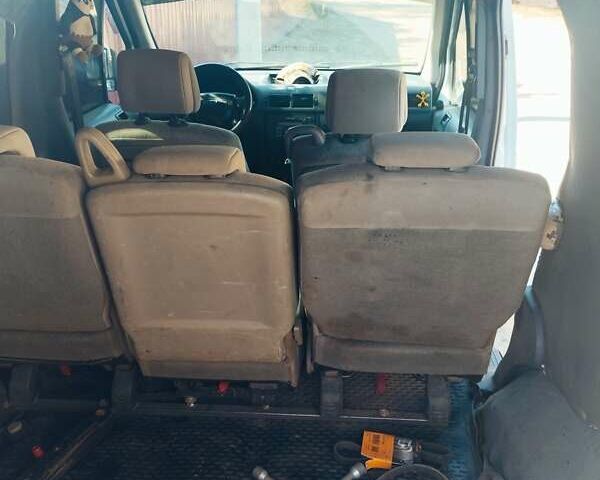 Форд Турнео Коннект, объемом двигателя 1.8 л и пробегом 300 тыс. км за 4700 $, фото 1 на Automoto.ua