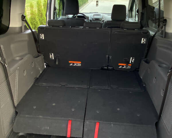 Форд Турнео Коннект, объемом двигателя 1.5 л и пробегом 141 тыс. км за 19099 $, фото 28 на Automoto.ua