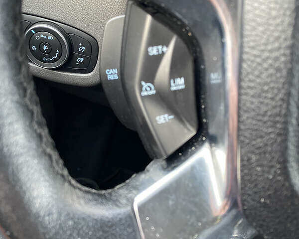 Форд Турнео Коннект, объемом двигателя 1.5 л и пробегом 141 тыс. км за 19099 $, фото 34 на Automoto.ua