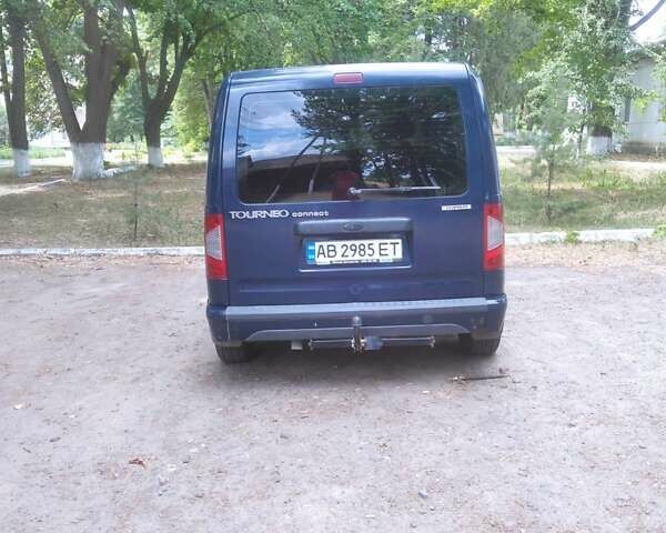 Синий Форд Турнео Коннект пасс., объемом двигателя 1.8 л и пробегом 165 тыс. км за 5800 $, фото 12 на Automoto.ua