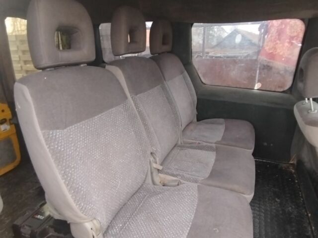 Желтый Форд Турнео Коннект, объемом двигателя 0 л и пробегом 403 тыс. км за 2600 $, фото 15 на Automoto.ua