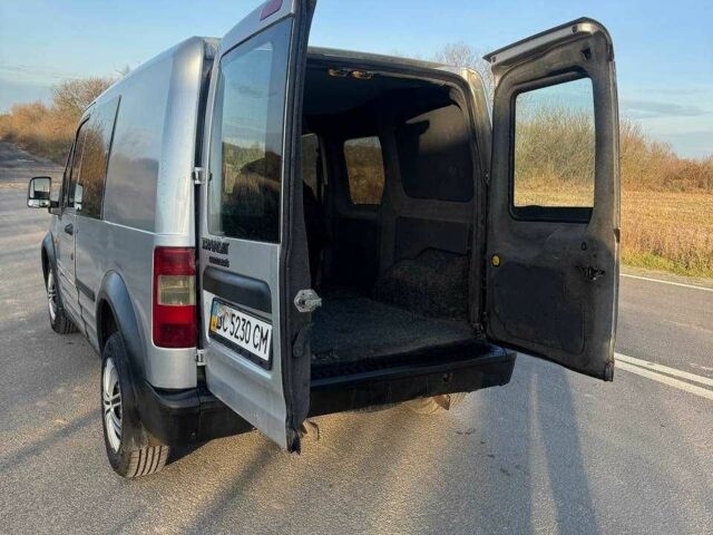 Серый Форд Турнео Коннект, объемом двигателя 1.8 л и пробегом 200 тыс. км за 2300 $, фото 6 на Automoto.ua