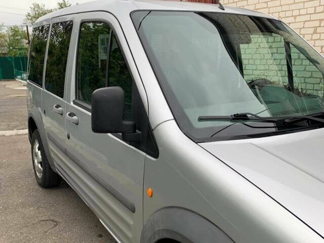 Серый Форд Турнео Коннект, объемом двигателя 1.8 л и пробегом 153 тыс. км за 4500 $, фото 10 на Automoto.ua