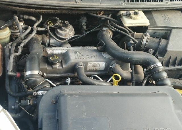 Серый Форд Турнео Коннект, объемом двигателя 0 л и пробегом 300 тыс. км за 3500 $, фото 6 на Automoto.ua