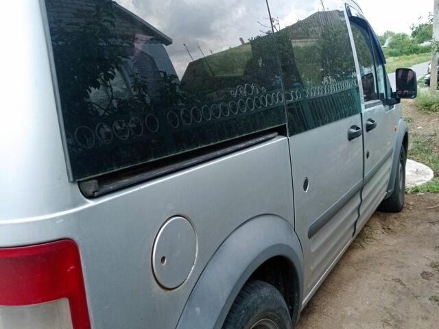 Серый Форд Турнео Коннект, объемом двигателя 1 л и пробегом 230 тыс. км за 6000 $, фото 1 на Automoto.ua