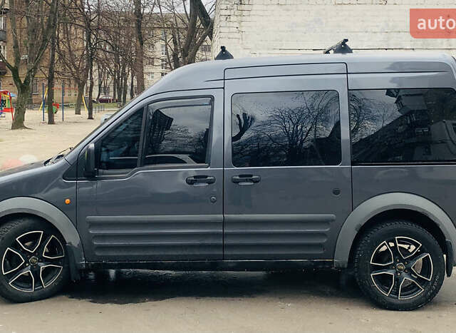 Форд Турнео Коннект 2008 у Києві на Automoto.ua Сірий Форд Турнео Коннект, об'ємом двигуна 1.8 л та пробігом 411 тис. км за 4450 $, фото 4 на Automoto.ua
