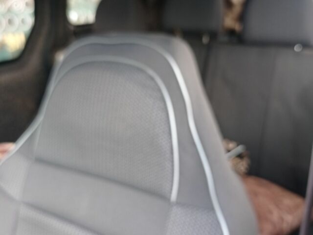 Серый Форд Турнео Коннект, объемом двигателя 1 л и пробегом 230 тыс. км за 6000 $, фото 4 на Automoto.ua