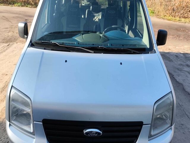 Сірий Форд Турнео Коннект, об'ємом двигуна 1.8 л та пробігом 148 тис. км за 9500 $, фото 3 на Automoto.ua