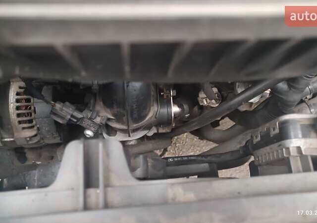 Сірий Форд Турнео Коннект, об'ємом двигуна 2.2 л та пробігом 179 тис. км за 13000 $, фото 23 на Automoto.ua