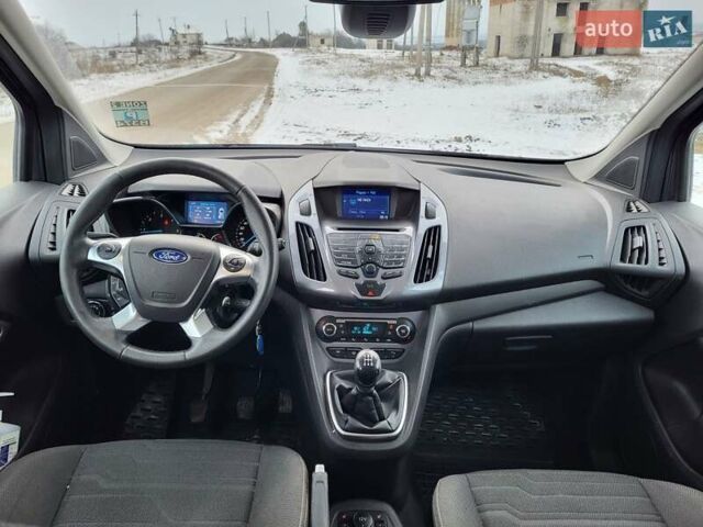 Серый Форд Турнео Коннект, объемом двигателя 1.56 л и пробегом 158 тыс. км за 12500 $, фото 19 на Automoto.ua