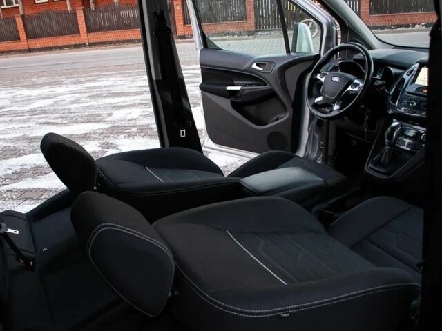 Серый Форд Турнео Коннект, объемом двигателя 1.5 л и пробегом 157 тыс. км за 8700 $, фото 20 на Automoto.ua