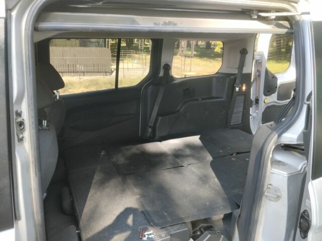 Серый Форд Турнео Коннект, объемом двигателя 2.5 л и пробегом 165 тыс. км за 11000 $, фото 8 на Automoto.ua