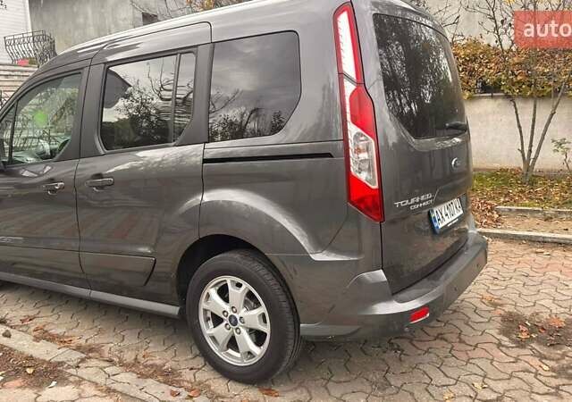 Серый Форд Турнео Коннект, объемом двигателя 1.5 л и пробегом 225 тыс. км за 16800 $, фото 6 на Automoto.ua