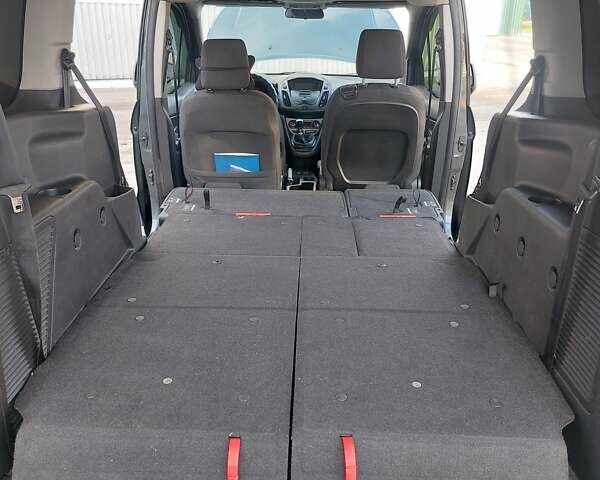 Серый Форд Турнео Коннект, объемом двигателя 1.56 л и пробегом 275 тыс. км за 10500 $, фото 33 на Automoto.ua