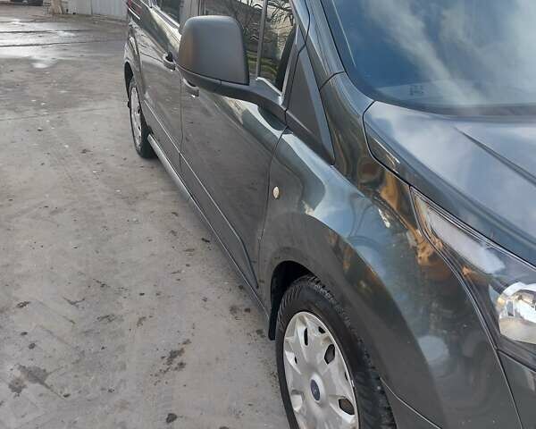 Серый Форд Турнео Коннект, объемом двигателя 1.56 л и пробегом 275 тыс. км за 10500 $, фото 2 на Automoto.ua