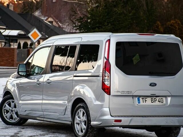 Серый Форд Турнео Коннект, объемом двигателя 1.5 л и пробегом 157 тыс. км за 8700 $, фото 12 на Automoto.ua