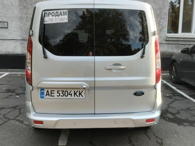 Серый Форд Турнео Коннект, объемом двигателя 2.5 л и пробегом 165 тыс. км за 11000 $, фото 22 на Automoto.ua