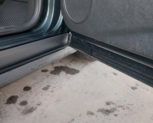 Серый Форд Турнео Коннект, объемом двигателя 1.56 л и пробегом 275 тыс. км за 10500 $, фото 14 на Automoto.ua