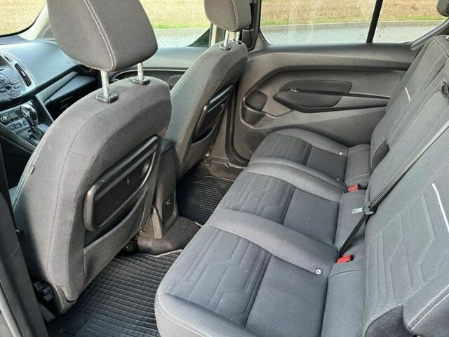 Серый Форд Турнео Коннект, объемом двигателя 1.5 л и пробегом 145 тыс. км за 9500 $, фото 10 на Automoto.ua