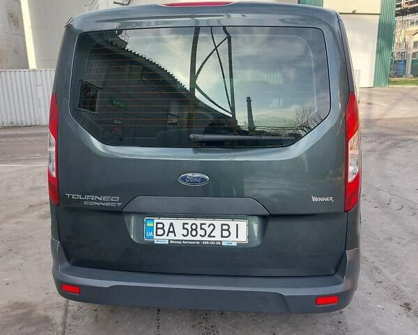 Серый Форд Турнео Коннект, объемом двигателя 1.56 л и пробегом 275 тыс. км за 10500 $, фото 5 на Automoto.ua