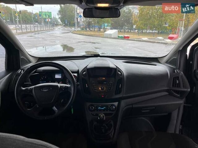 Серый Форд Турнео Коннект, объемом двигателя 1.6 л и пробегом 190 тыс. км за 12799 $, фото 6 на Automoto.ua
