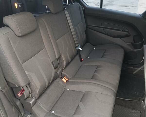 Серый Форд Турнео Коннект, объемом двигателя 1.5 л и пробегом 96 тыс. км за 17700 $, фото 10 на Automoto.ua