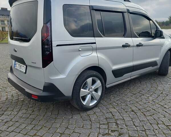 Серый Форд Турнео Коннект, объемом двигателя 1.5 л и пробегом 236 тыс. км за 20500 $, фото 22 на Automoto.ua