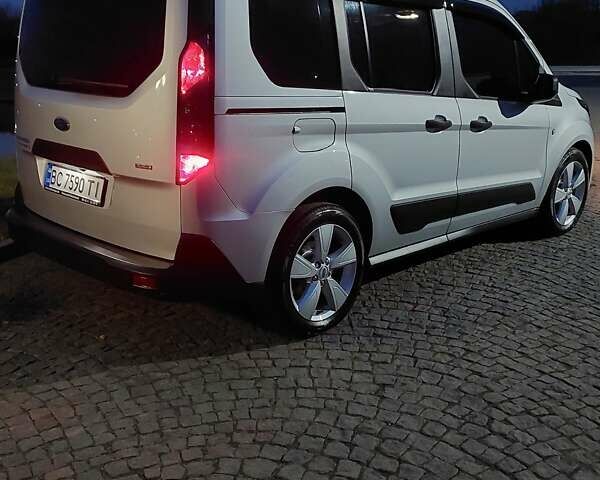 Серый Форд Турнео Коннект, объемом двигателя 1.5 л и пробегом 236 тыс. км за 20500 $, фото 31 на Automoto.ua