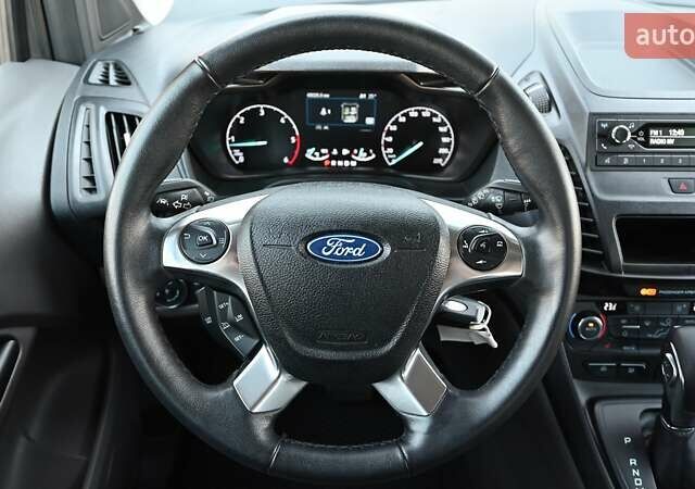 Серый Форд Турнео Коннект, объемом двигателя 1.56 л и пробегом 49 тыс. км за 18323 $, фото 8 на Automoto.ua