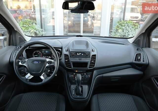 Серый Форд Турнео Коннект, объемом двигателя 1.56 л и пробегом 49 тыс. км за 18323 $, фото 7 на Automoto.ua