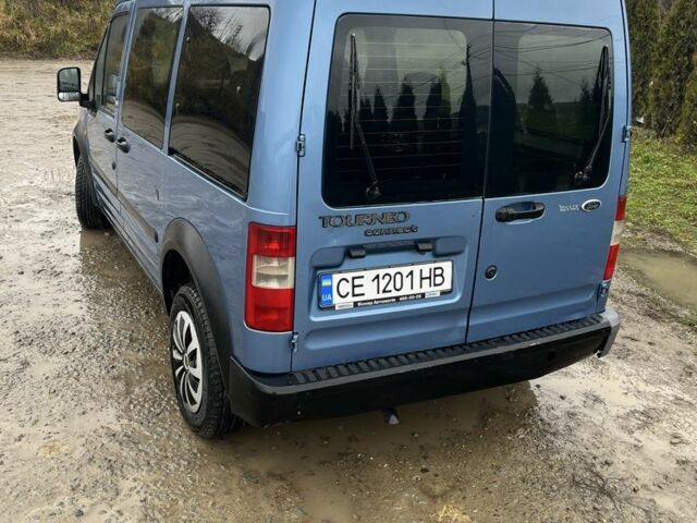 Синий Форд Турнео Коннект, объемом двигателя 1.8 л и пробегом 348 тыс. км за 4200 $, фото 6 на Automoto.ua