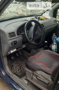 Синий Форд Турнео Коннект, объемом двигателя 1.8 л и пробегом 350 тыс. км за 3500 $, фото 4 на Automoto.ua