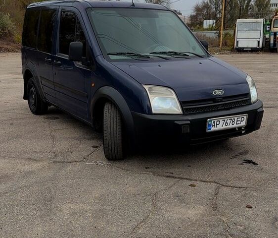 Синий Форд Турнео Коннект, объемом двигателя 1.8 л и пробегом 450 тыс. км за 4100 $, фото 4 на Automoto.ua