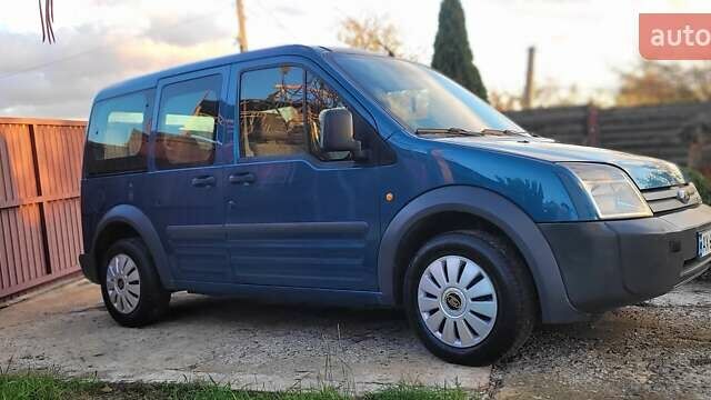 Синий Форд Турнео Коннект, объемом двигателя 1.75 л и пробегом 263 тыс. км за 4300 $, фото 2 на Automoto.ua