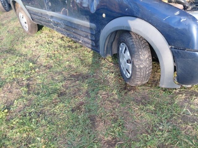 Синий Форд Турнео Коннект, объемом двигателя 2 л и пробегом 500 тыс. км за 1800 $, фото 5 на Automoto.ua