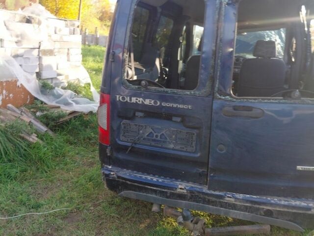 Синий Форд Турнео Коннект, объемом двигателя 2 л и пробегом 500 тыс. км за 1800 $, фото 7 на Automoto.ua