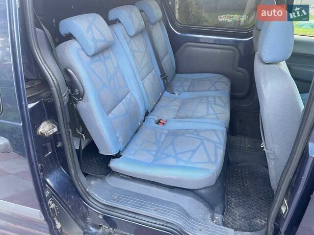 Синий Форд Турнео Коннект, объемом двигателя 1.76 л и пробегом 270 тыс. км за 7100 $, фото 8 на Automoto.ua