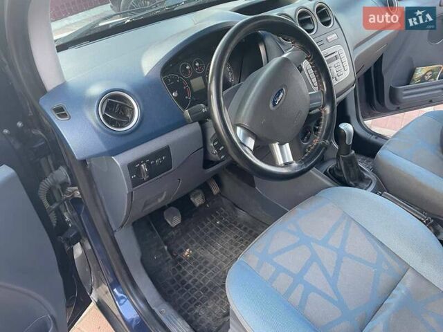 Синий Форд Турнео Коннект, объемом двигателя 1.76 л и пробегом 270 тыс. км за 7100 $, фото 7 на Automoto.ua