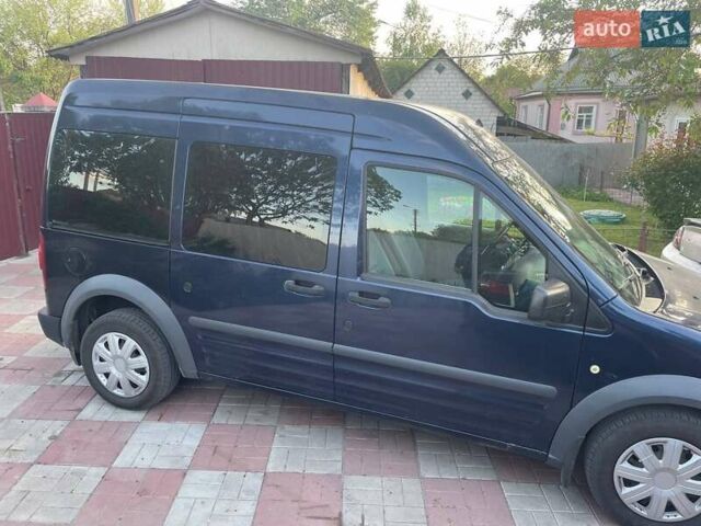 Синий Форд Турнео Коннект, объемом двигателя 1.76 л и пробегом 270 тыс. км за 7100 $, фото 2 на Automoto.ua