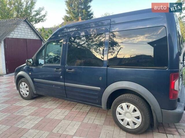 Синий Форд Турнео Коннект, объемом двигателя 1.76 л и пробегом 270 тыс. км за 7100 $, фото 4 на Automoto.ua