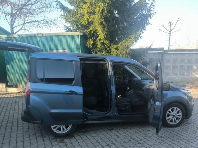 Синий Форд Турнео Коннект, объемом двигателя 1.5 л и пробегом 83 тыс. км за 16900 $, фото 6 на Automoto.ua