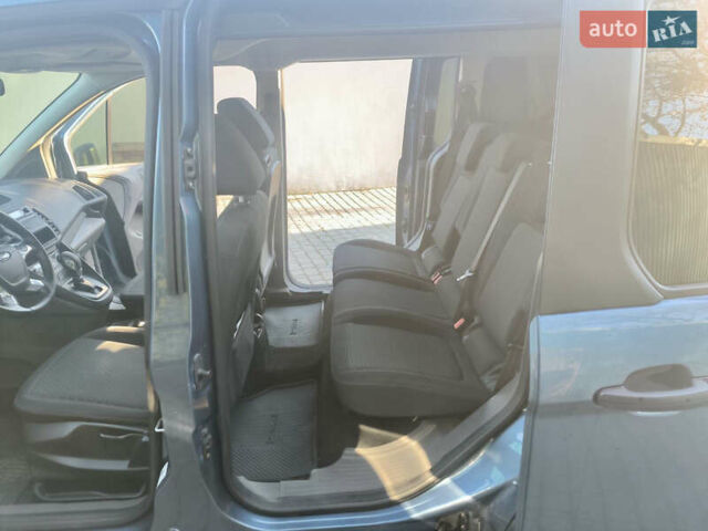 Синий Форд Турнео Коннект, объемом двигателя 1.56 л и пробегом 83 тыс. км за 16900 $, фото 11 на Automoto.ua