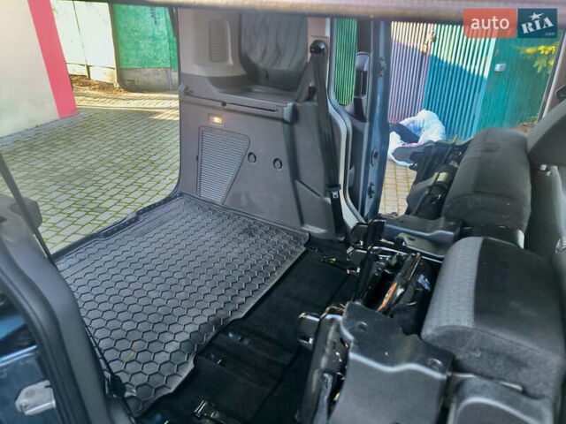 Синий Форд Турнео Коннект, объемом двигателя 1.56 л и пробегом 83 тыс. км за 16900 $, фото 13 на Automoto.ua