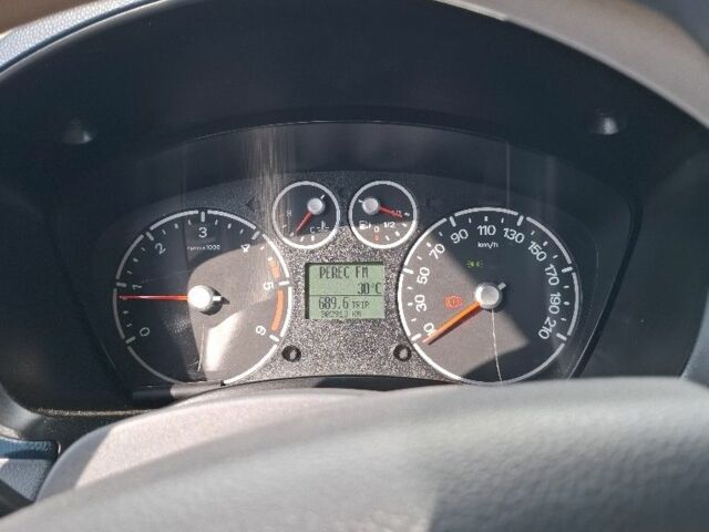 Синий Форд Турнео Коннект, объемом двигателя 1.8 л и пробегом 300 тыс. км за 6500 $, фото 6 на Automoto.ua