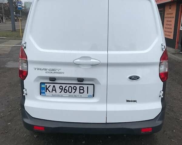 Білий Форд Tourneo Courier, об'ємом двигуна 1.5 л та пробігом 178 тис. км за 10500 $, фото 1 на Automoto.ua