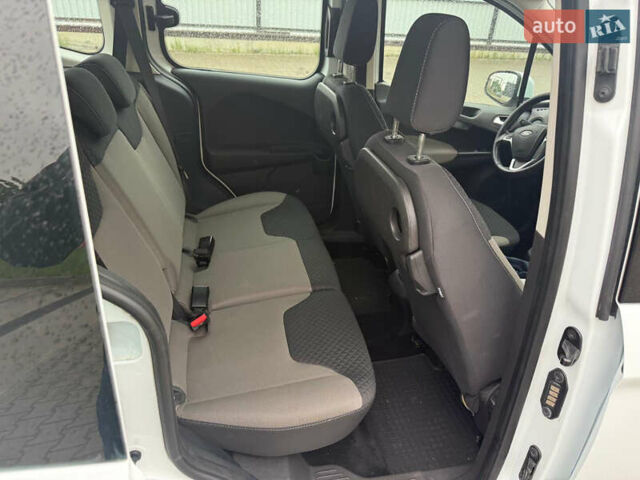 Белый Форд Tourneo Courier, объемом двигателя 1.5 л и пробегом 220 тыс. км за 8850 $, фото 15 на Automoto.ua