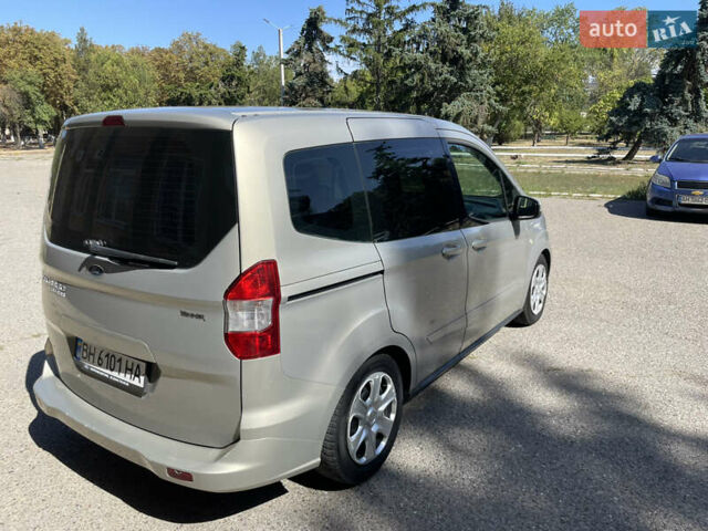 Бежевый Форд Tourneo Courier, объемом двигателя 1.5 л и пробегом 150 тыс. км за 8900 $, фото 2 на Automoto.ua