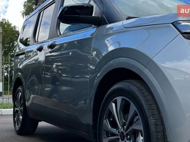 Форд Tourneo Courier, об'ємом двигуна 1 л та пробігом 0 тис. км за 30067 $, фото 5 на Automoto.ua